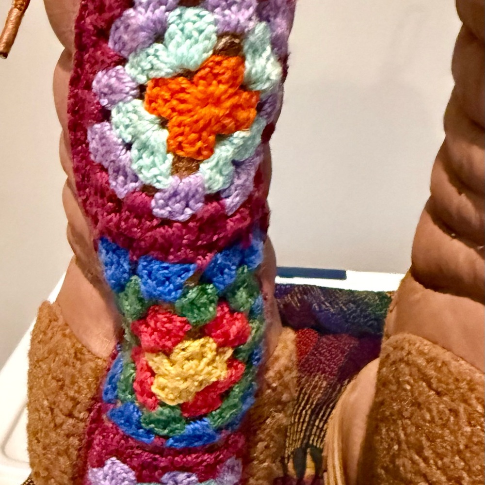 FARM Rio Tan Quilted Crochet Patchwork Puffy Winter Boots - Picture 6 of 16